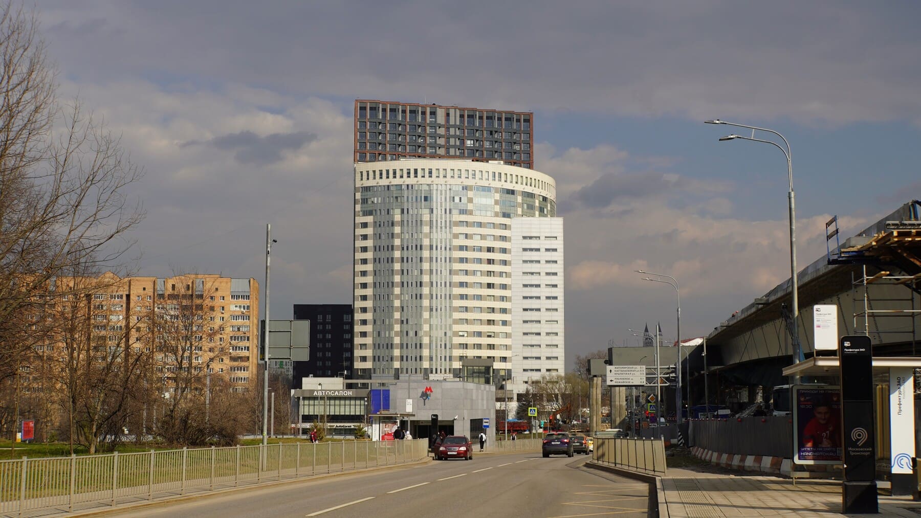Арендовать помещение 1000 кв м в БЦ Кутузофф Тауэр