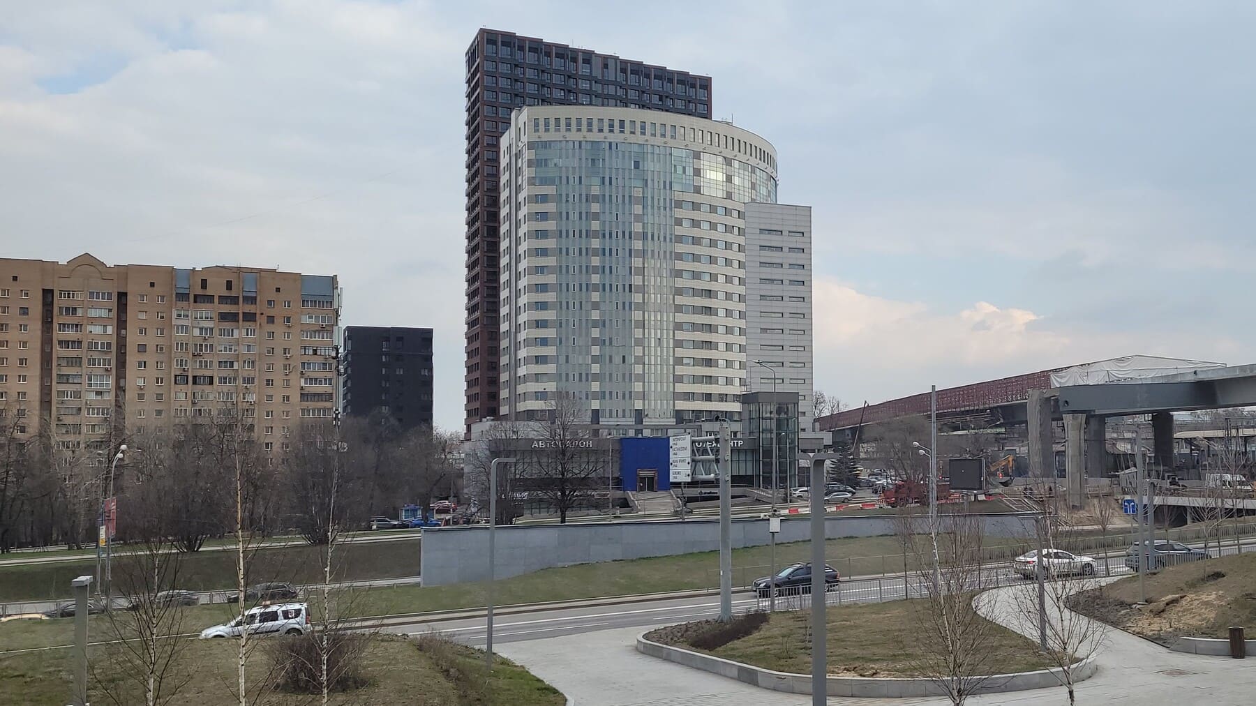 Арендовать помещение 104 кв м в БЦ Кутузофф Тауэр