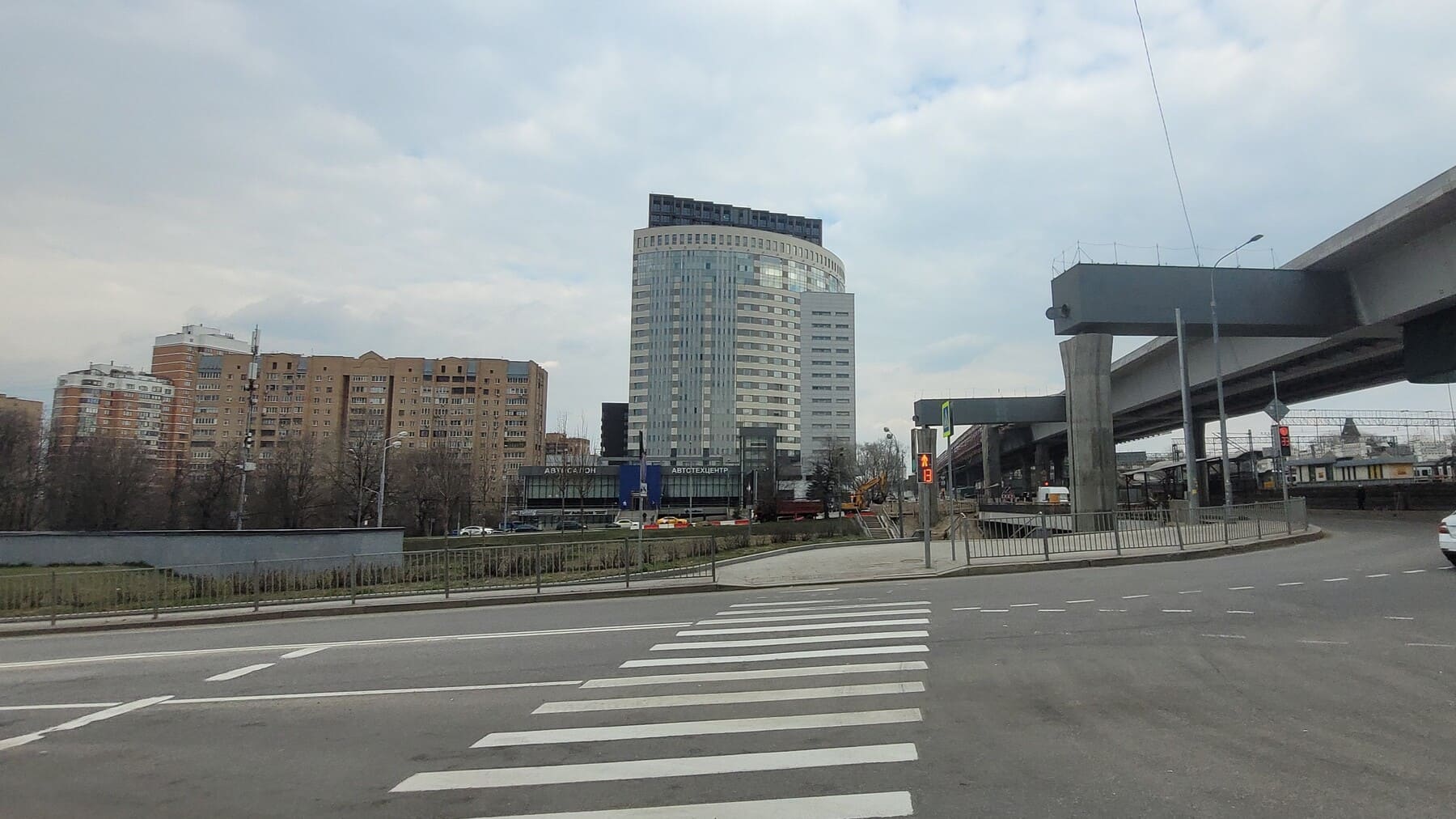 Арендовать помещение 250 кв м в БЦ Кутузофф Тауэр